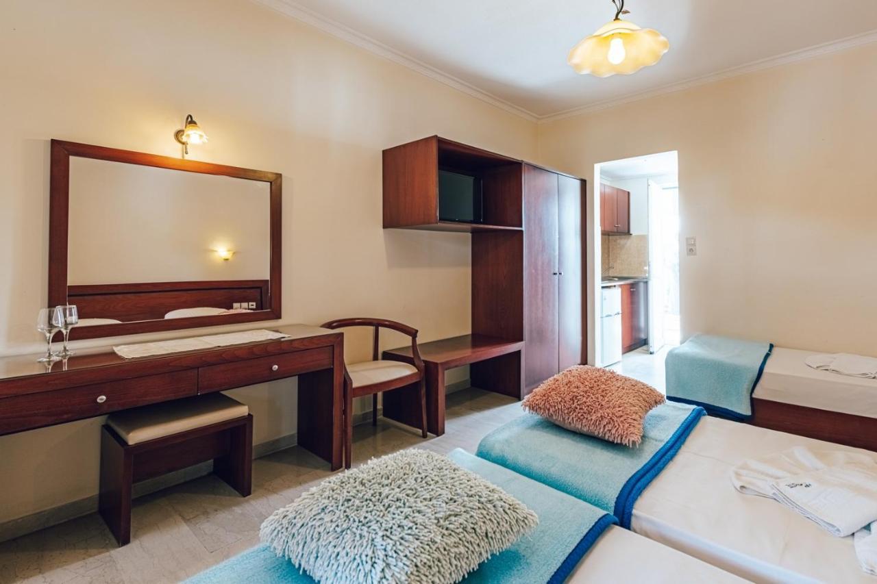 Bluewaves Apart otel Laganas Dış mekan fotoğraf