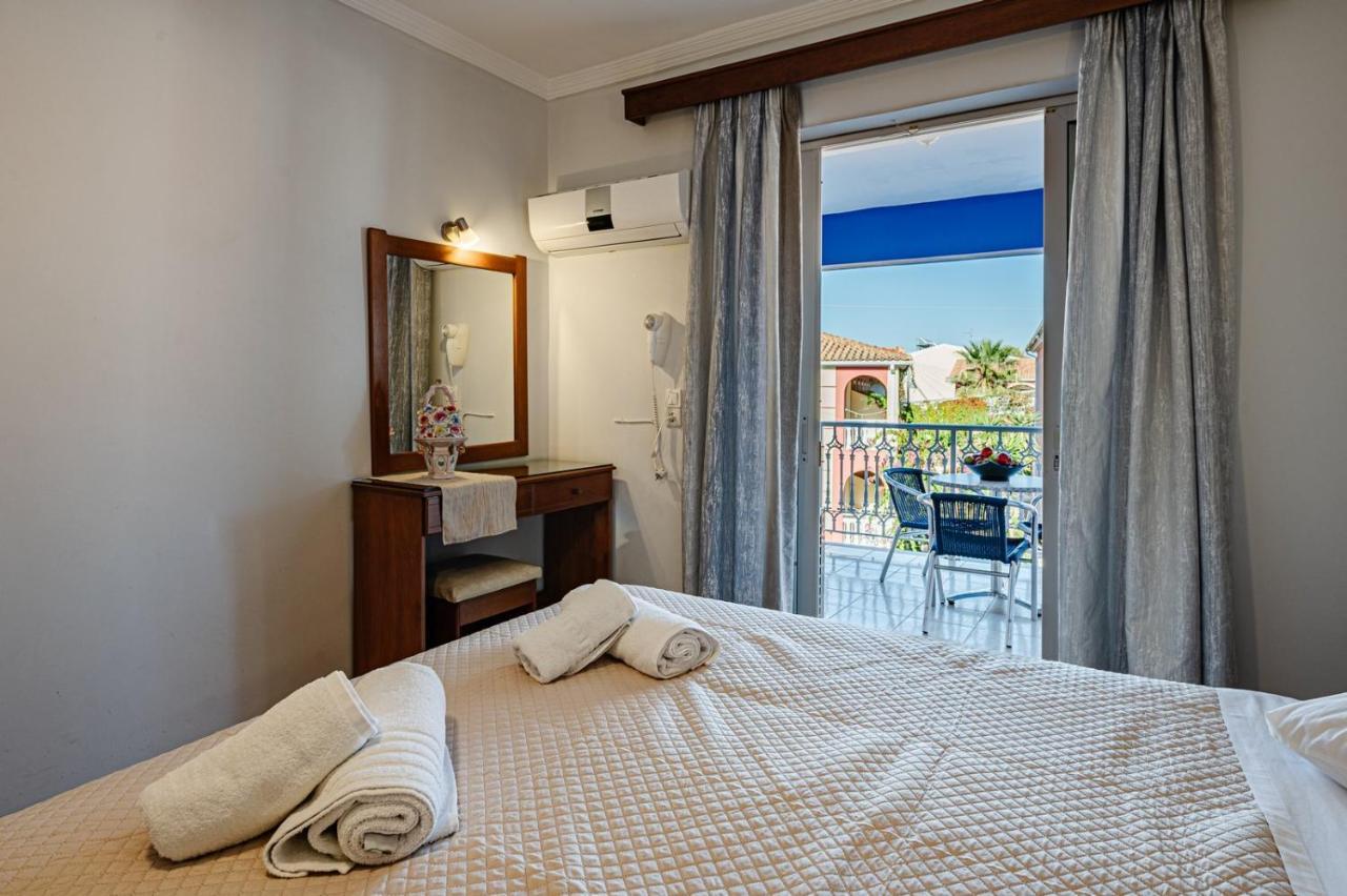 Bluewaves Apart otel Laganas Dış mekan fotoğraf